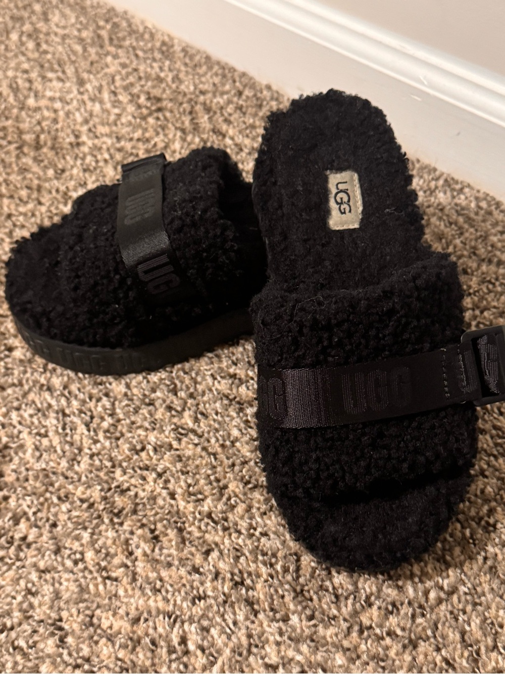 UGG Black Shearling Strap Slide Sandals